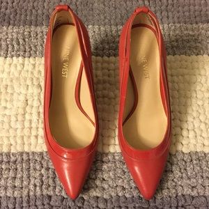 Pink pointy toed heels - Nine West